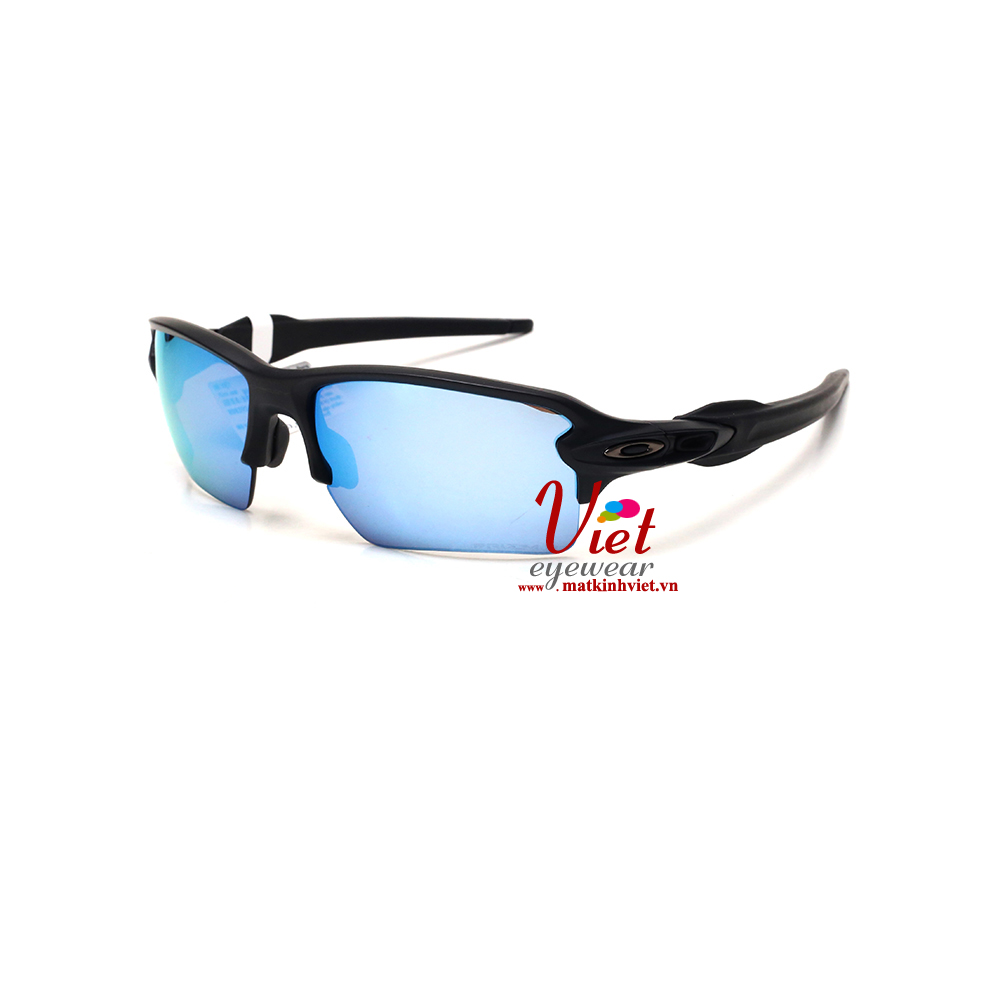Kính mát Oakley OO9488 05
